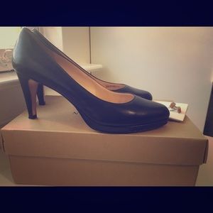 Cole Haan Pumps